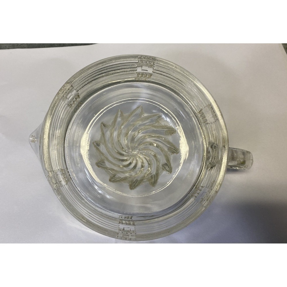 Vintage Hazel Atlas Clear Glass Juicer Reamer Basket Weave Criss Cross Pattern - Picture 7 of 9